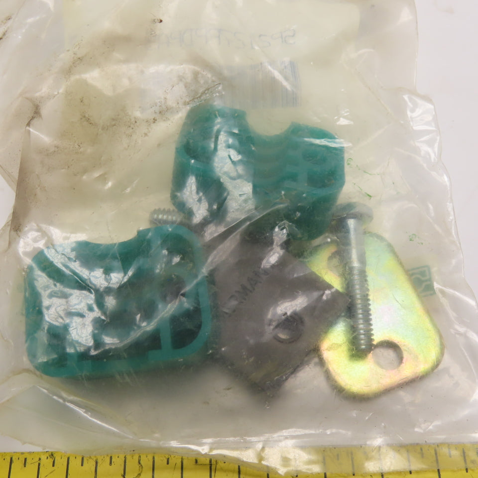 Stauff SP2127PPDPAS Standard Series Pipe Clamp Kit Green Polypropylene