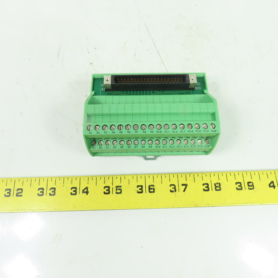 Phoenix Contact 2900107 Motoman I/O Distribution Module 40-Pin Connector