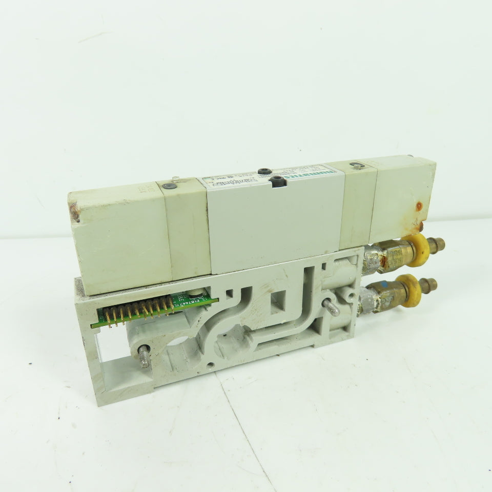 Numatics 051BB5Z2MN00061 Pneumatic Solenoid Valve 24VDC 1.35W 120PSIG W/ Base