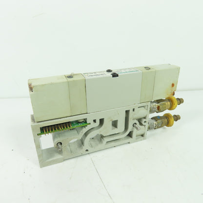 Numatics 051BB5Z2MN00061 Pneumatic Solenoid Valve 24VDC 1.35W 120PSIG W/ Base