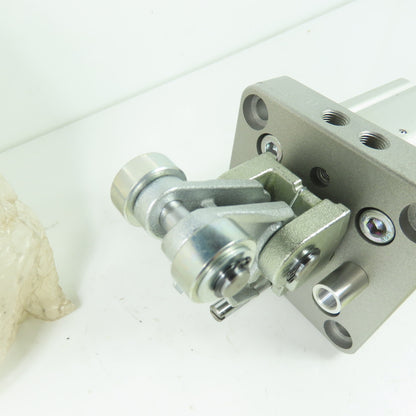 SMC RS2H50TN-30DM-DCS Pneumatic Air Stopper Cylinder W/ Roller 1.0 Mpa