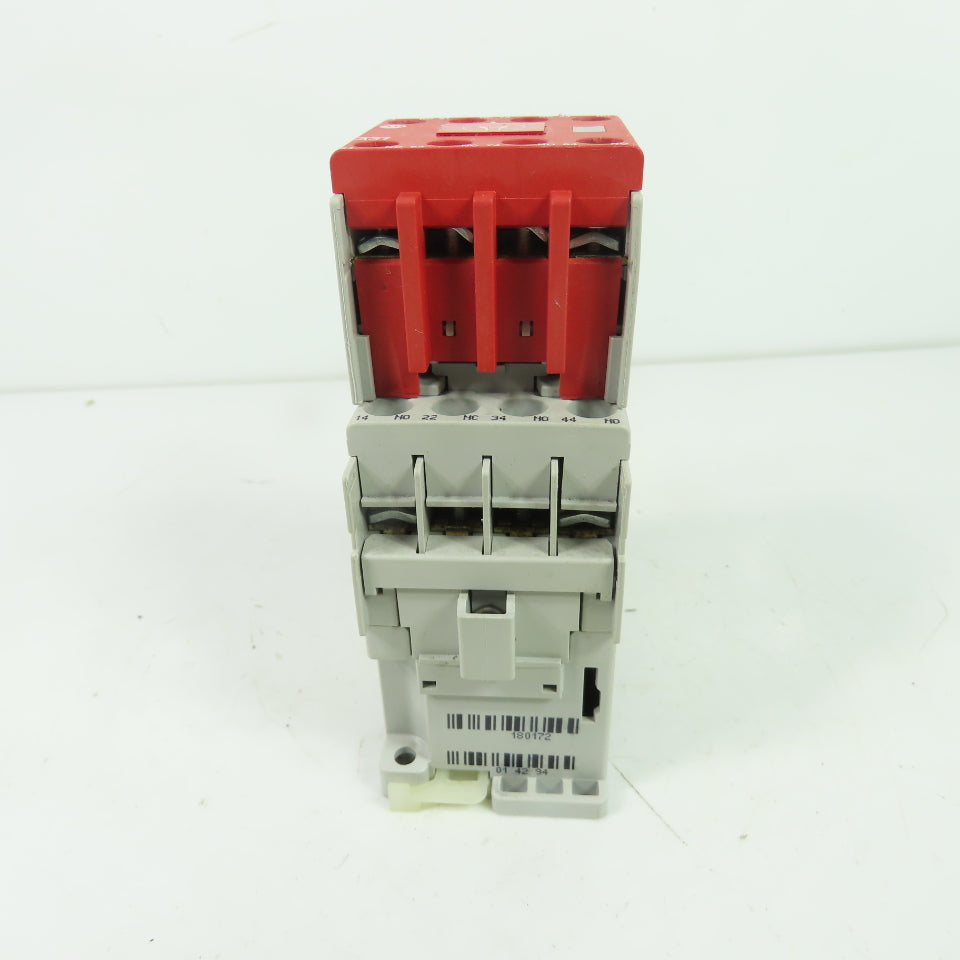 Allen-Bradley 700S-CF620EJC Guardmaster Safety Control Relay 24VDC Coil