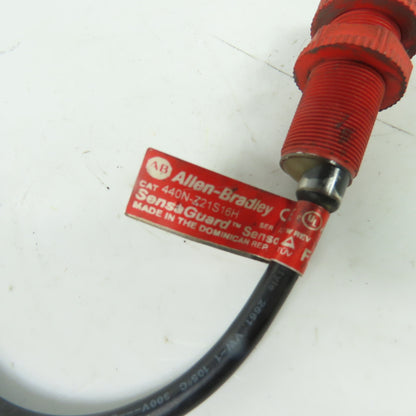 Allen-Bradley 440N-Z21S16H Ser A SensaGuard Non-Contact Safety Sensor F/W Rev D