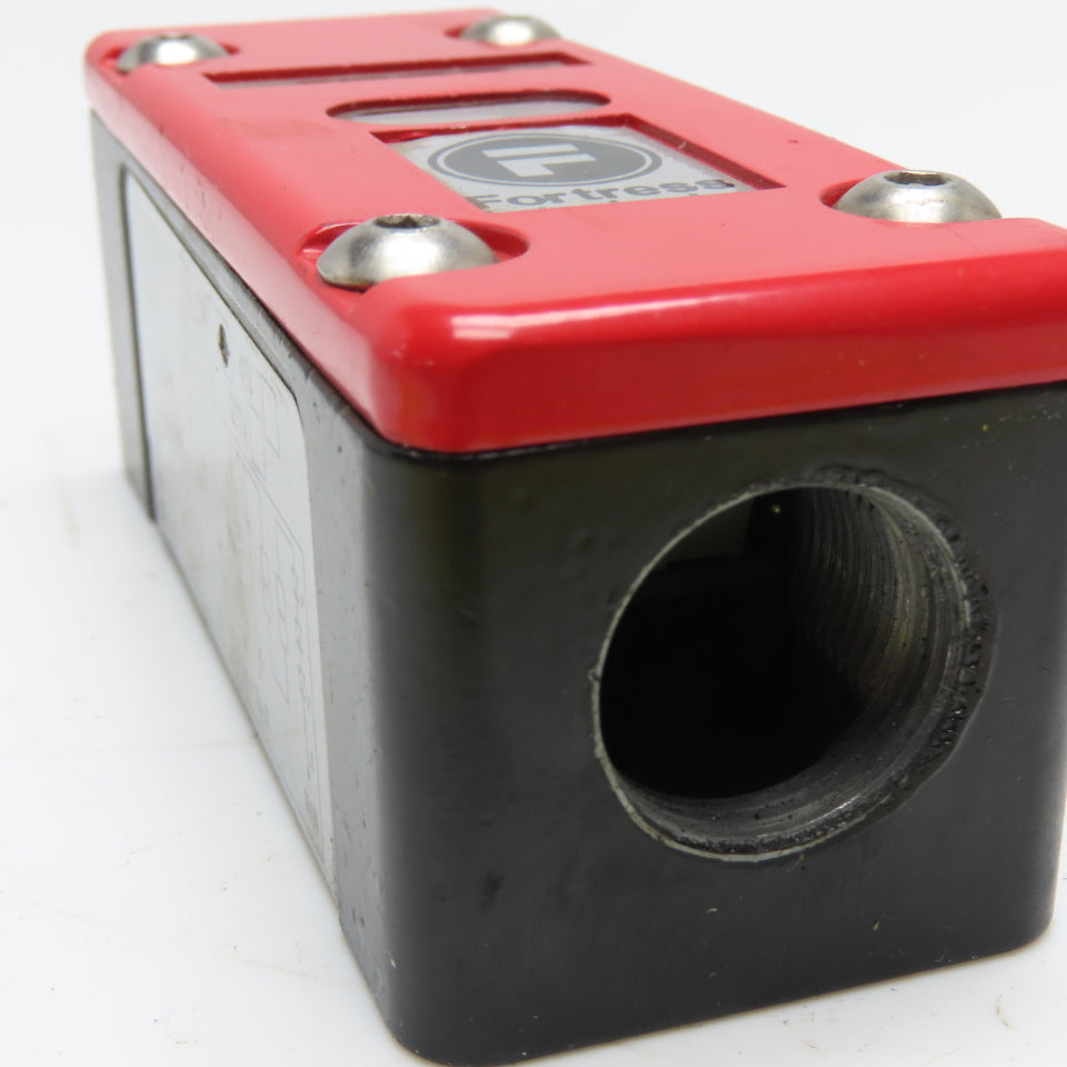 Fortress Interlocks 14503202 Safety Interlock Stop Switch 24VDC 110VAC IP67
