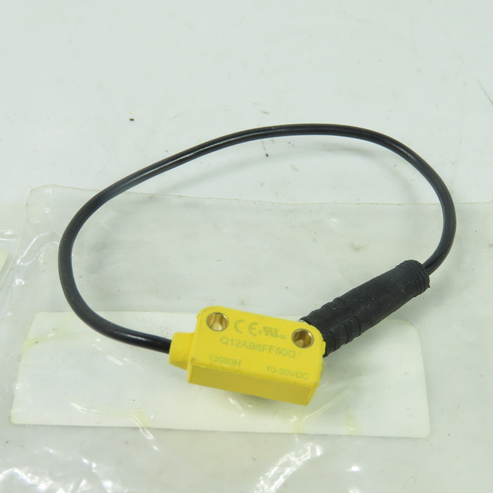 Banner Q12AB6FF50Q WORLD-BEAM Q12 Miniature Photoelectric Sensor 10-30VDC new