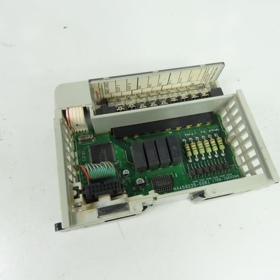 Allen-Bradley 1769-IQ6XOW4 Compact I/O Combination 24VDC Ser B Rev 2 F/W Rev 3.1