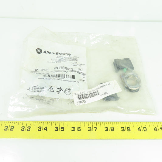 Allen-Bradley 800FM-SM32MX20 3-Position Maintained Selector Switch Black Ser A