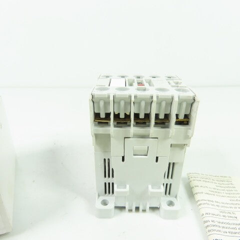 AEG SH 05.31 Contactor Relay 24VDC 3NO 1NC NEW