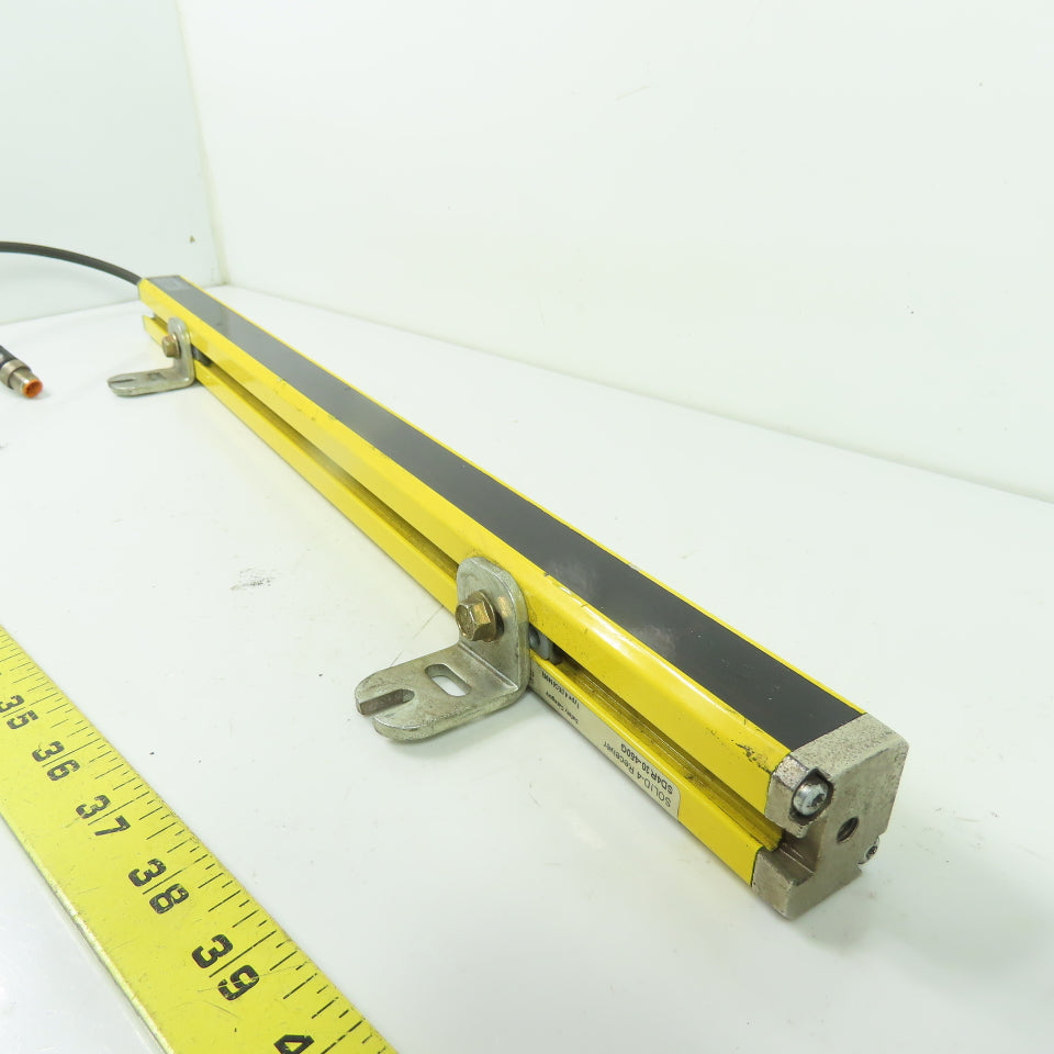Leuze SD4R30-450G SOLID-4 Receiver Safety Light Curtain 30mm Res 450mm Height