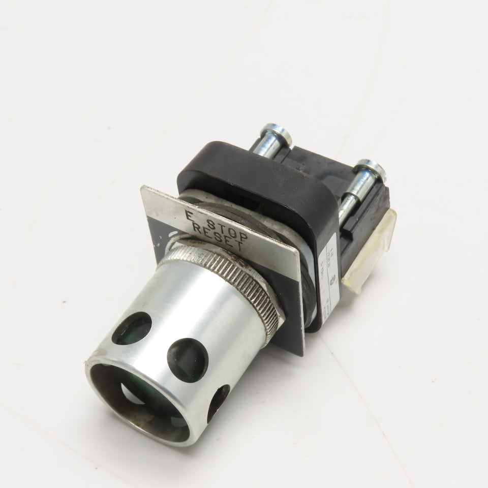 Allen-Bradley 800T-QAH24A 24V AC/DC Green Illuminated Push Button