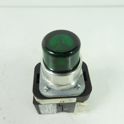 Allen-Bradley 800T-QBH2G Green Momentary Contact Push Button 12-130V 800TC-N374