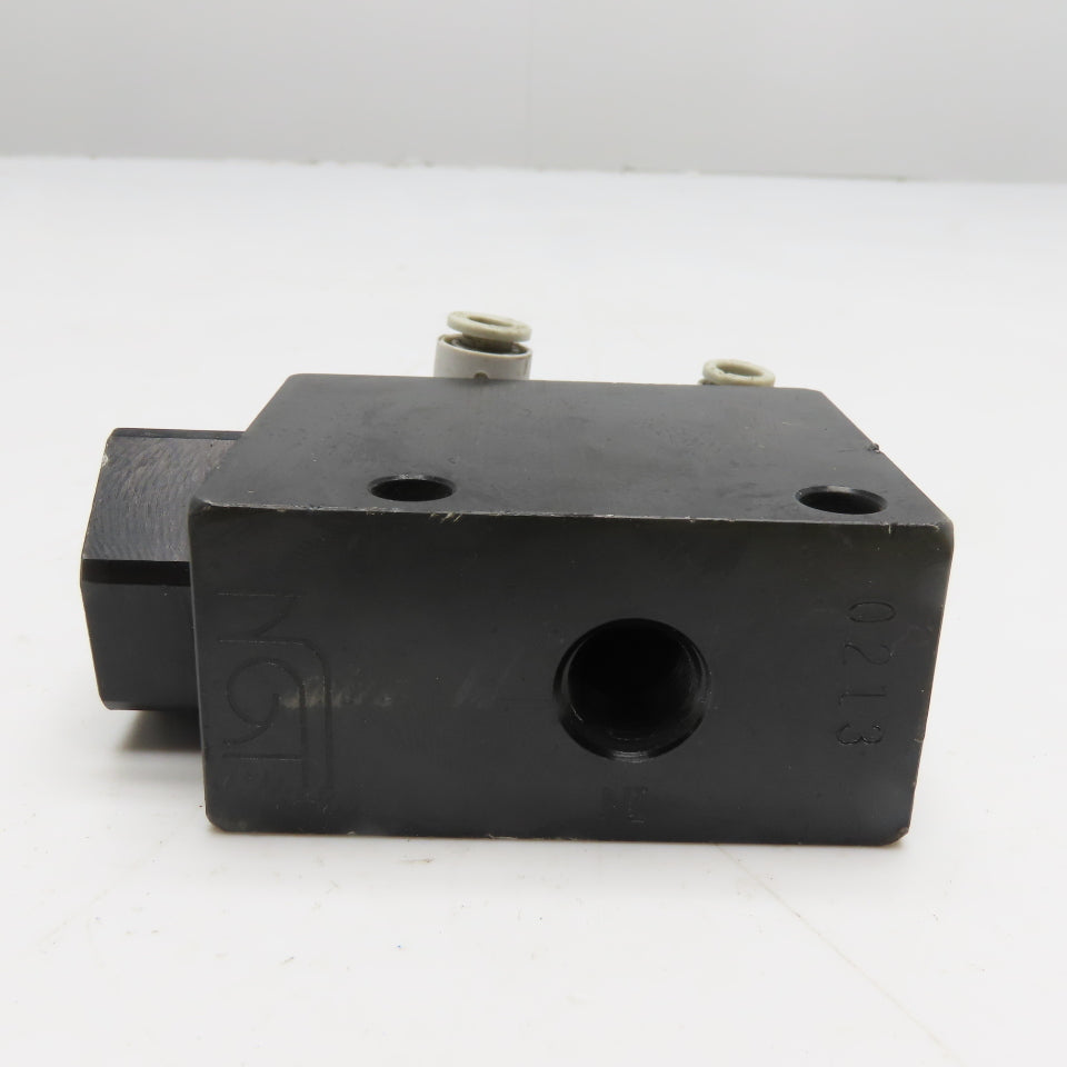 NGT B4M0M 1/4" NPT Balanced Pilot Operated Check Valve