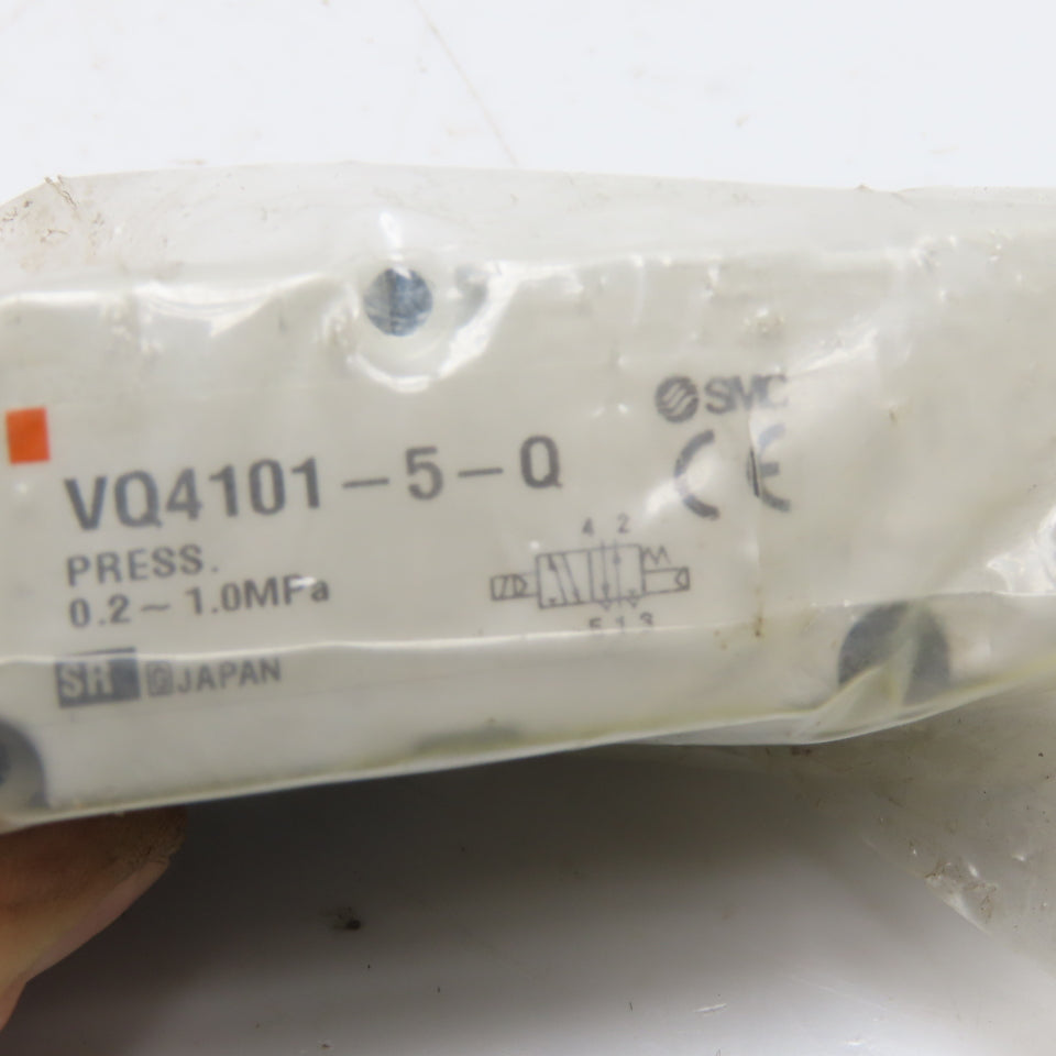 SMC VQ4D40 VQ4101-5-Q 2-Position Single Solenoid Valve 0.2-1.0MPa