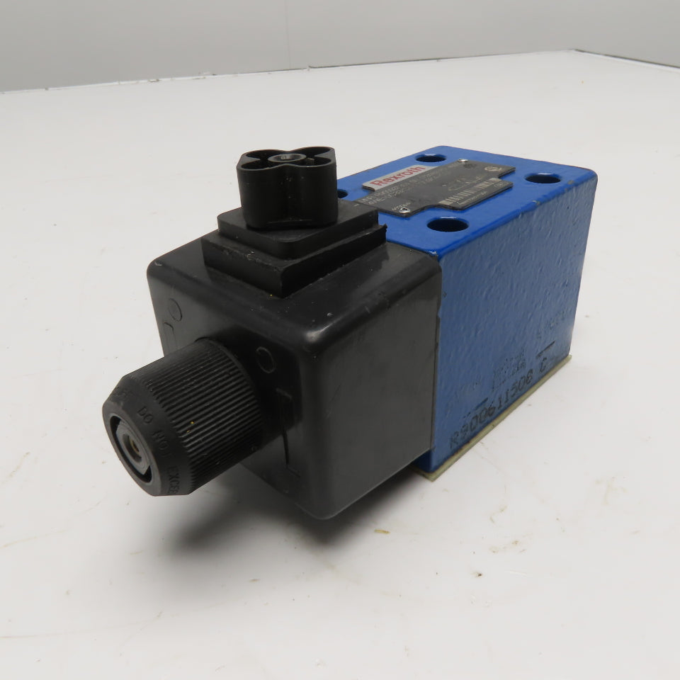 Rexroth 4WE10C33/CW110N9K4 Solenoid Directional Valve 4600psi 110V/120V
