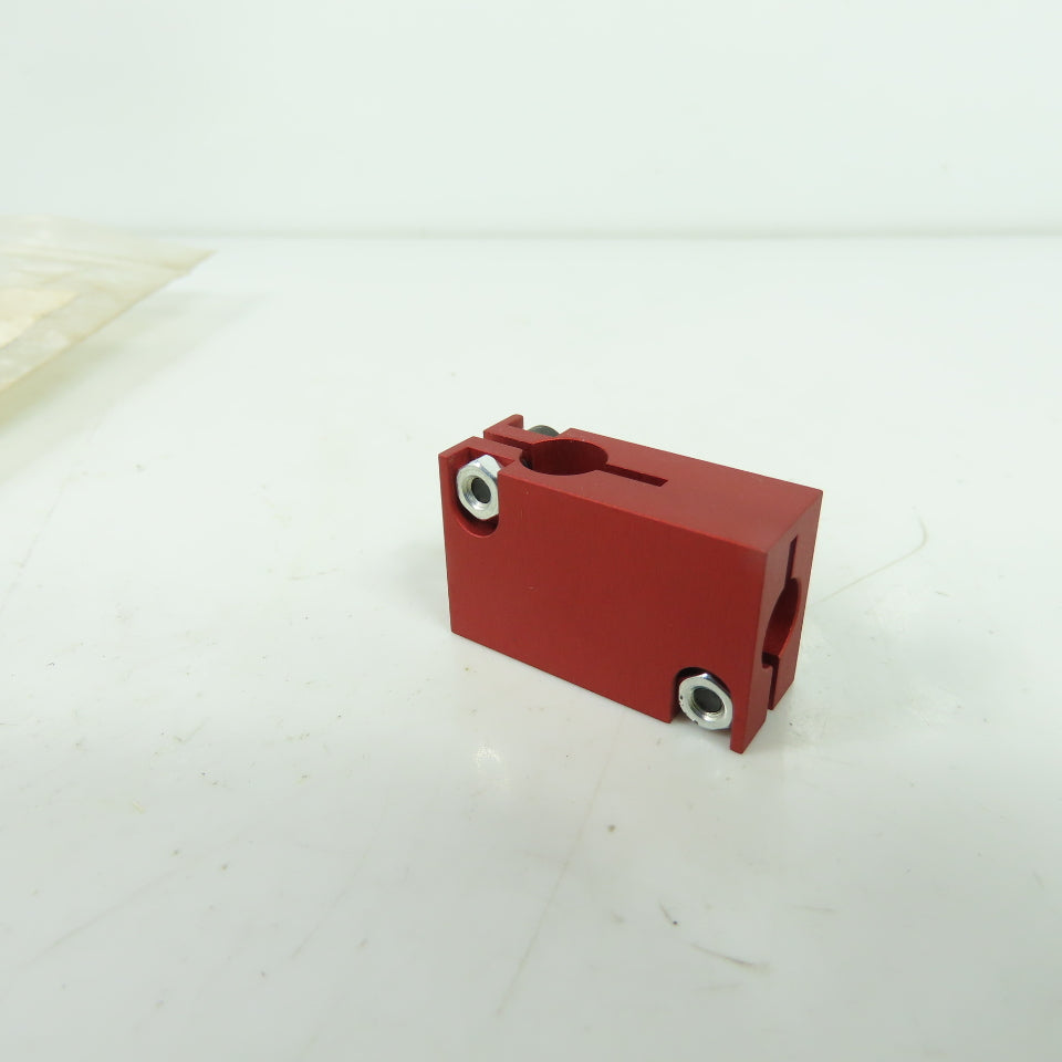 Balluff BES 08-FA-BS-8,0-W BAM009T Prox Sensor Mounting Clamp Block NEW