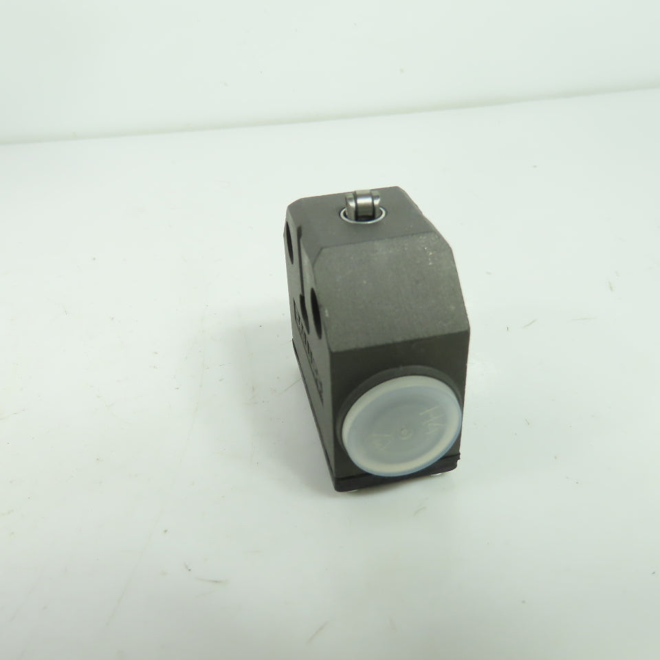 Balluff BNS006K BNS 819-100-R-12 Mechanical Position Switch NEW