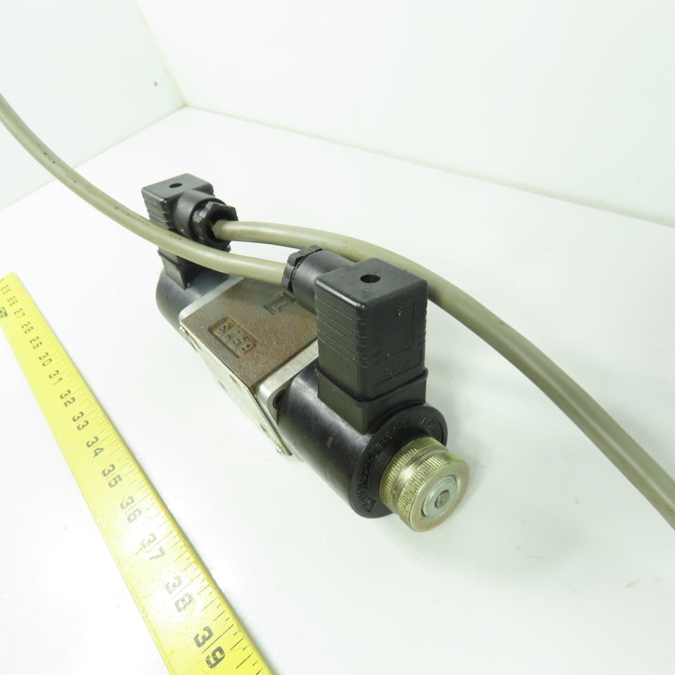 Nachi SA-G01-C5-C1-11 Solenoid Operated Directional Control Valve