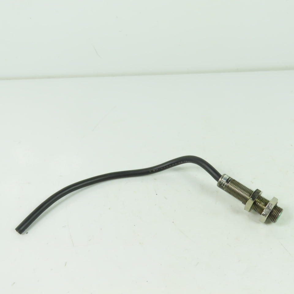 Yamatake Honeywell FL1-2D6-E3 Proximity Switch 10-40VDC