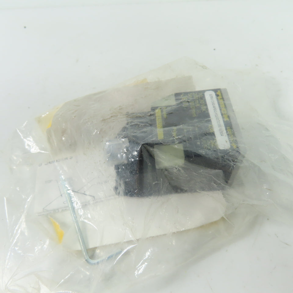 Turck BI30U-CK40-AP6X2-H1141/S1590 W/BS4 Uprox Inductive Proximity Sensor 10-30V