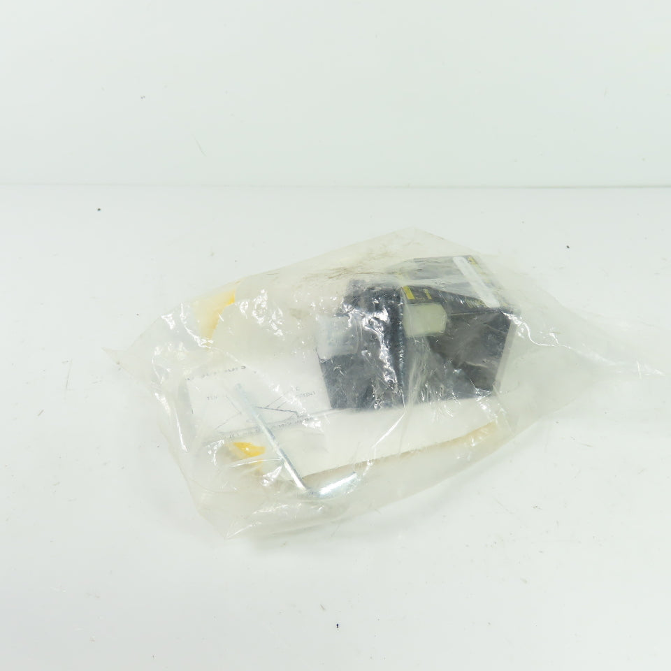 Turck BI30U-CK40-AP6X2-H1141/S1590 W/BS4 Uprox Inductive Proximity Sensor 10-30V