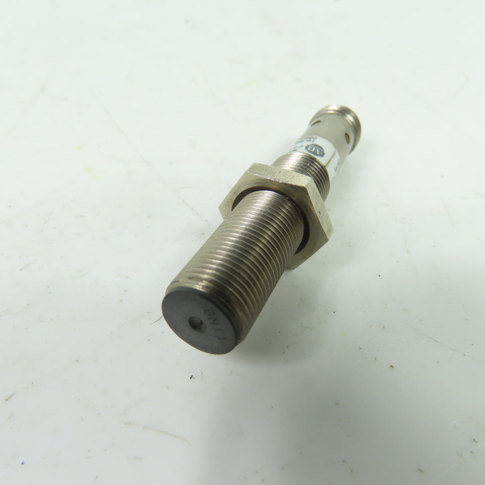 Allen-Bradley 872C-D3CP12-D4 Inductive Proximity Sensor 10-30VDC 200mA Ser C