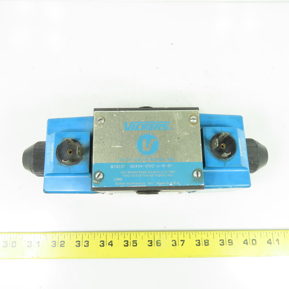 Vickers 879237 DG4S4-012C-U-B-60 Solenoid Controlled Pilot Valve 120VAC Coil
