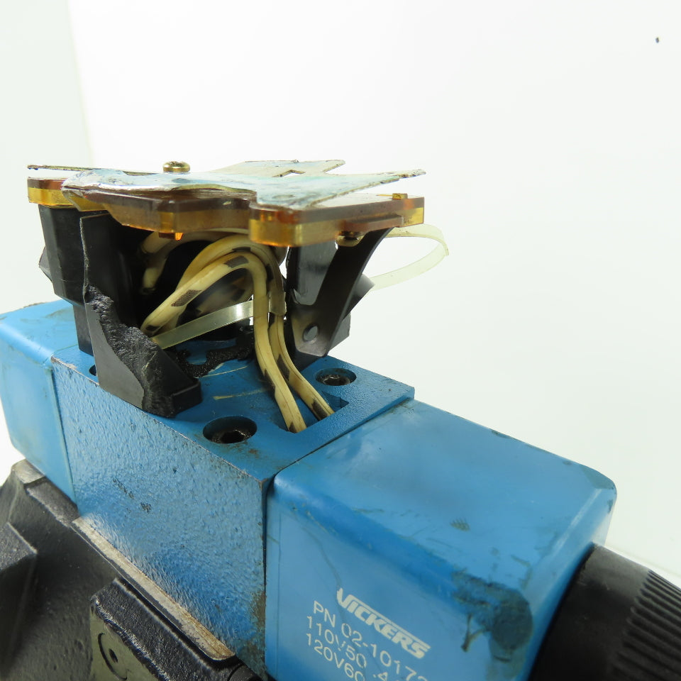 Vickers DG5S-8-4N-VM-FW-B5-30 Control Valve 110/120V W/DG4V-3S-6N-VM-FW-B5-60