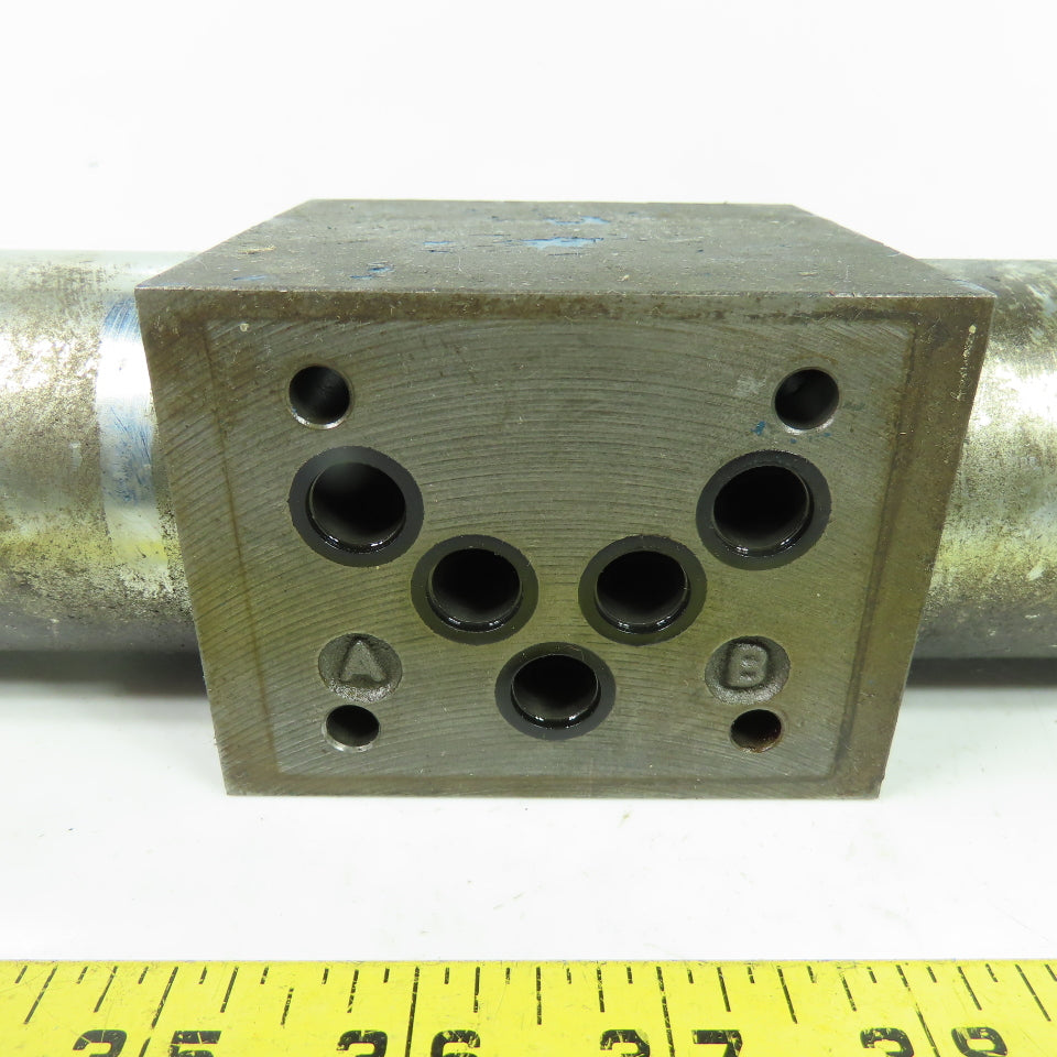 Mannesmann Rexroth 4WE 10 J32/CG24N9Z4 Directional Solenoid Valve 24VDC