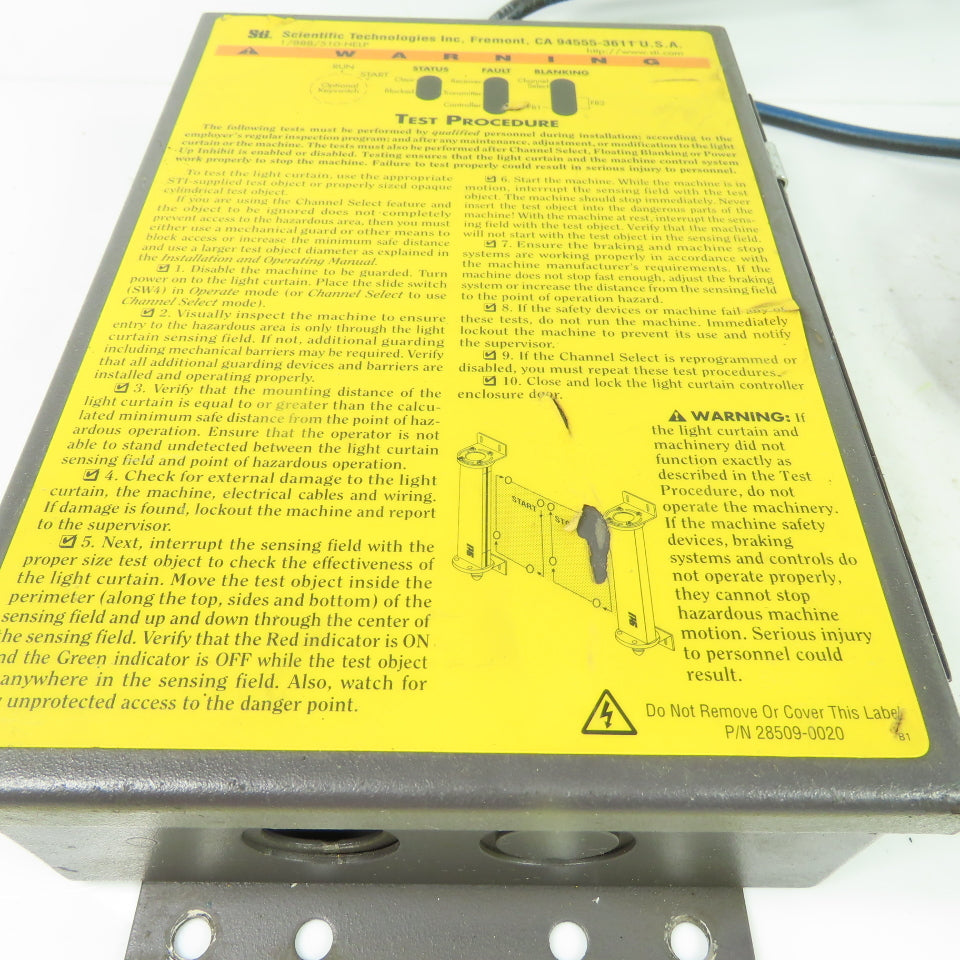 STI 70027-1000 LCC-FB-AC1-U MiniSafe MS4300 Series Light Curtain Controller 115V