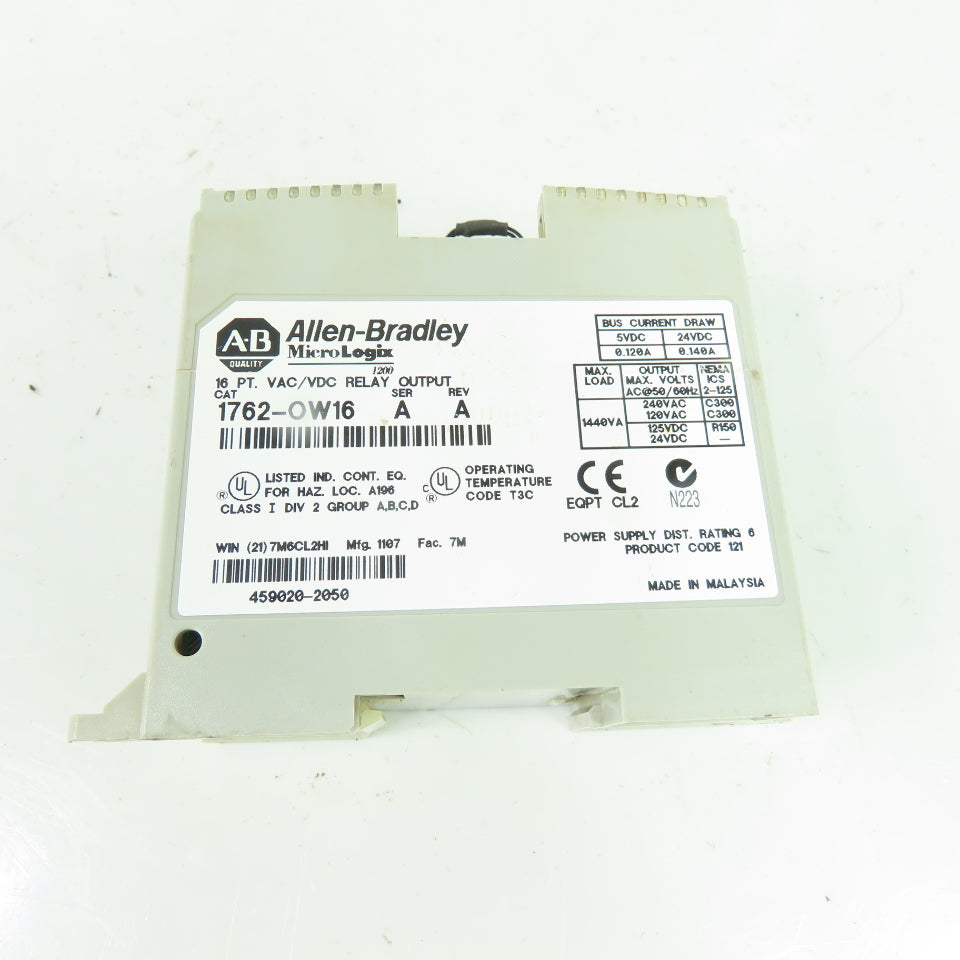 Allen-Bradley 1762-OW16 16 PT. VAC/VDC Relay Output Module Ser A Rev A