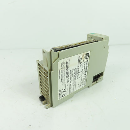 Allen-Bradley 1769-OB8 Compact I/O 8-Point 24VDC High Power Output Module Ser A