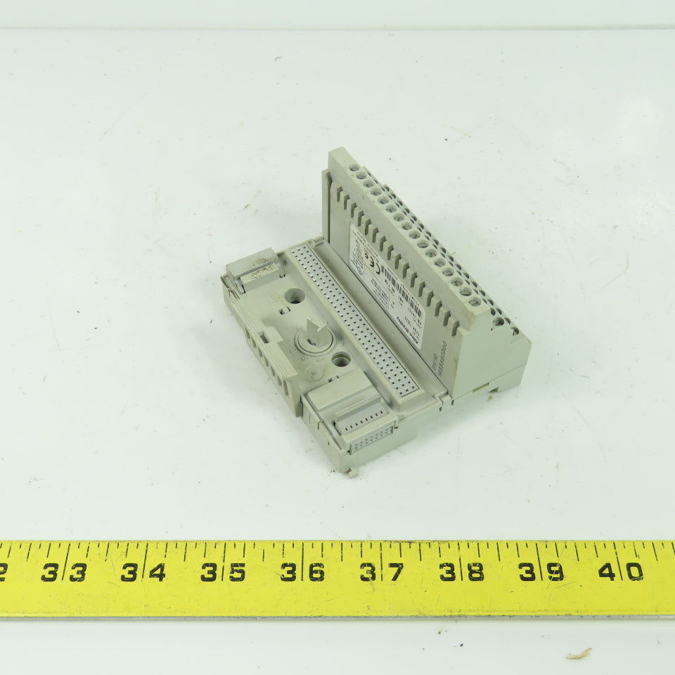 Allen-Bradley 1794-TB32 FLEX I/O Terminal Base 31.2V DC/AC Ser A Rev A01