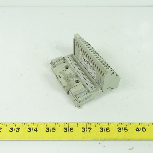 Allen-Bradley 1794-TB32 FLEX I/O Terminal Base 31.2V DC/AC Ser A Rev A01