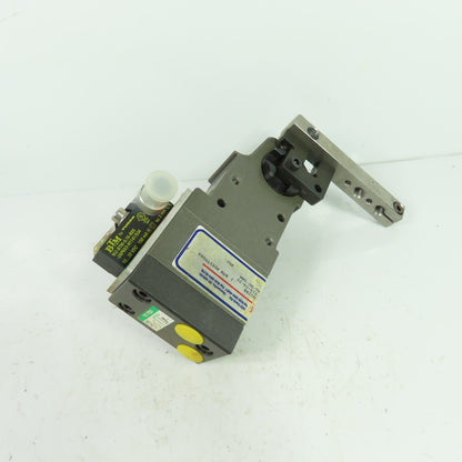 BTM Corporation TPC32-N-120-90AL-DC-OAM 3-Point Pneumatic Power Clamp