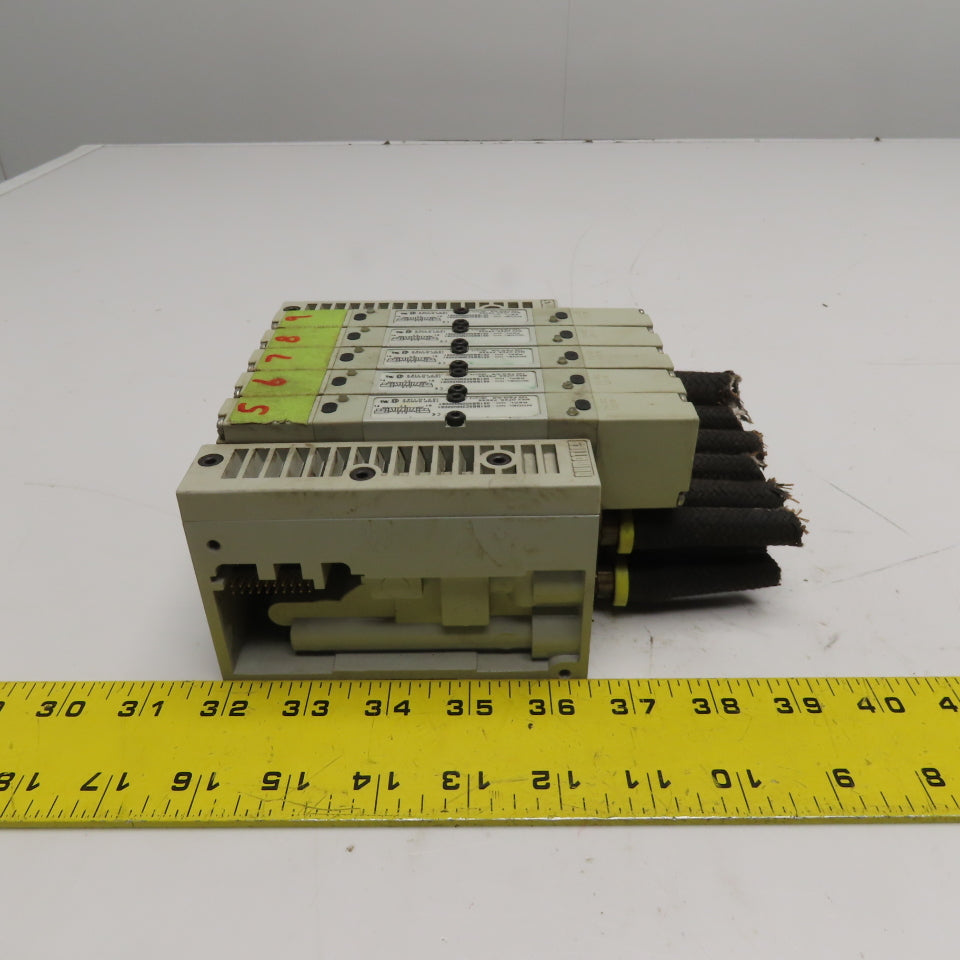 Numatics 051BB5Z2MN00061 5-Station Pneumatic Solenoid Valve Manifold Bank 120PSI