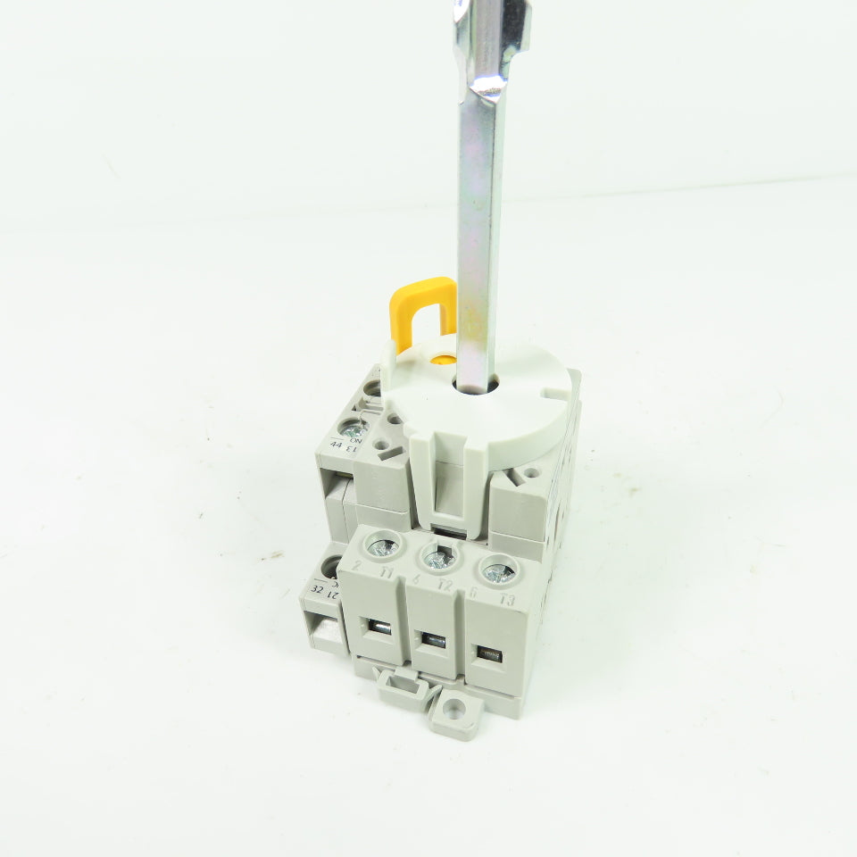 Allen-Bradley 194E-A16-1753 16A 3-Pole Non-Fusible Safety Disconnect Switch 690V