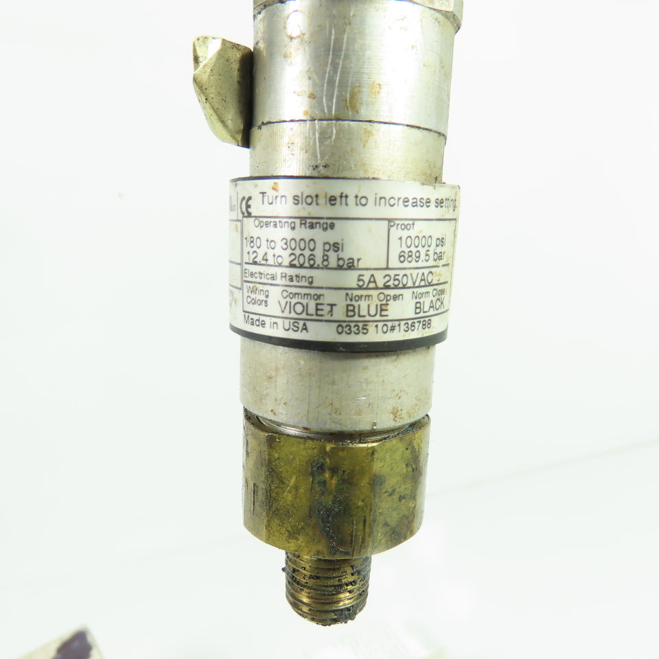 United Electric Controls 10-C14 180-3000 PSI Compact Pressure Switch 5A 250VAC