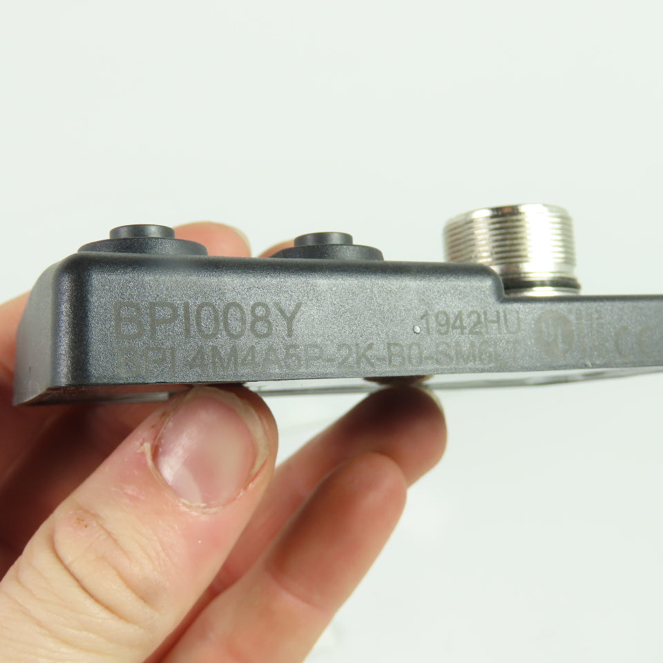 Balluff BPI 4M4A5P-2K-B0-SM6LT BPI008Y 4-Port Female 19-Pin Male Junction Block