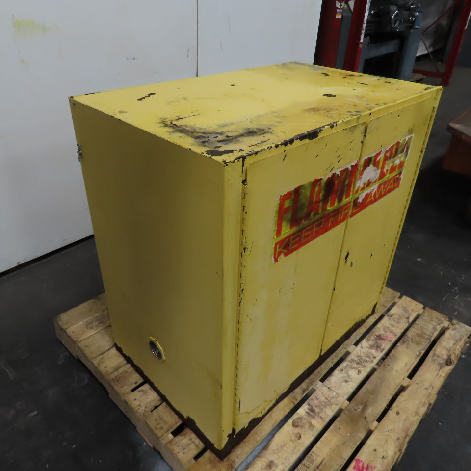 20 Gallon Flammable Liquid Storage Cabinet No Shelf 35" x 22" x 36"T (NO Handle)