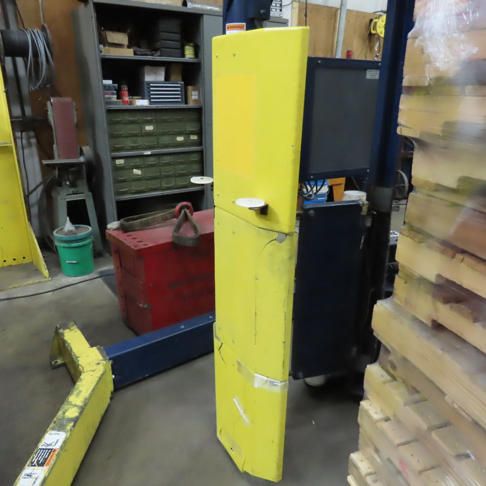 Lantech S300 Semi-Automatic Rotary Arm Straddle Stretch Wrapper 115V 20A