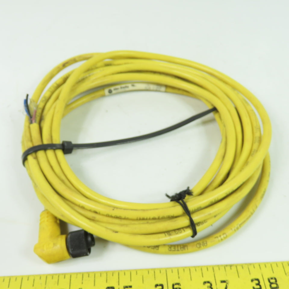 Allen-Bradley 889D-R4AC-5 4-Pin Right Angle DC Micro Cordset 250V 4A