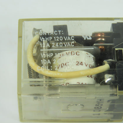 Omron LY2-DC24 LY2 General Purpose Relays 8-Pin DPDT 24VDC Lot of 12