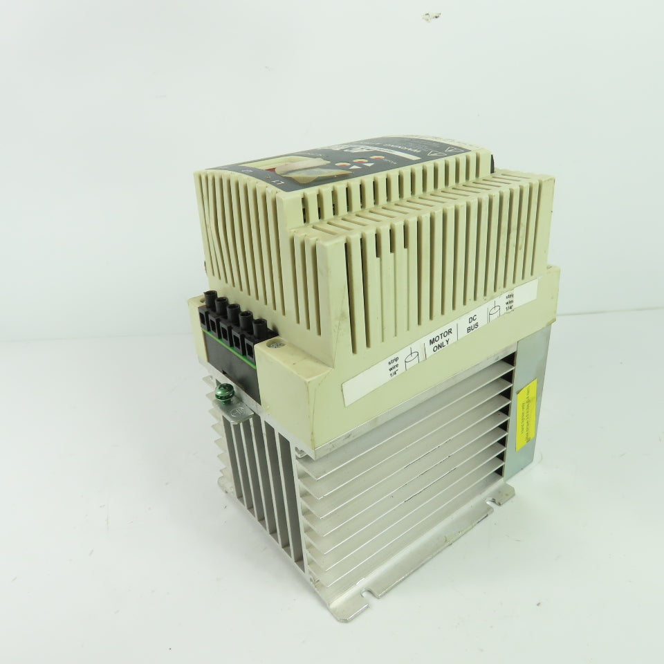 Lenze SF450 5HP 3.70kW Variable Frequency Drive 400/480V 3Ph