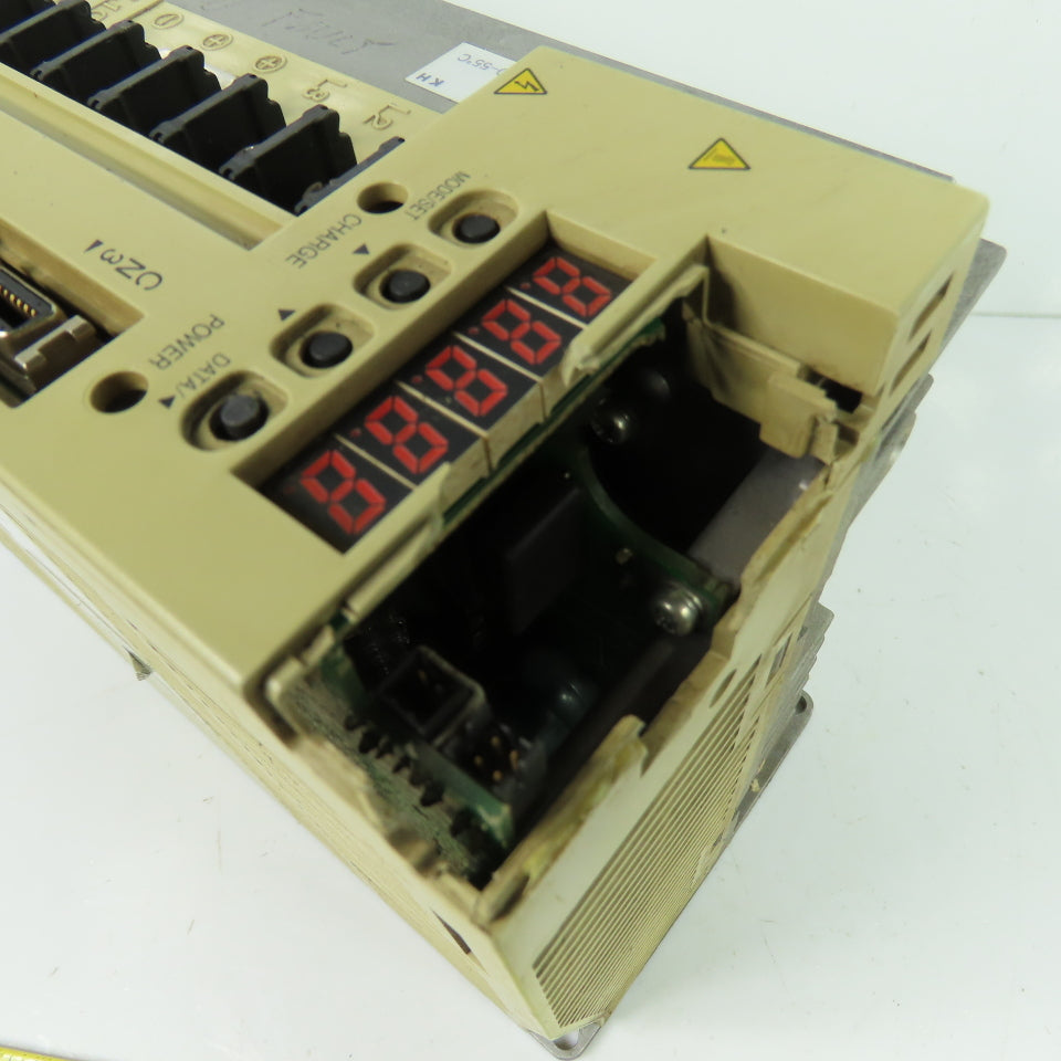 Yaskawa SGDM-30ADA 3kW 200-230V 3Ph Servo Drive (See Photos)