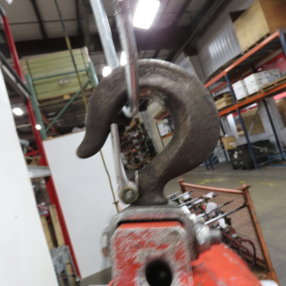 ARO 7718C 1/2 Ton 1000LB Air Pneumatic Chain Hoist 10' Lift W/ Pendant