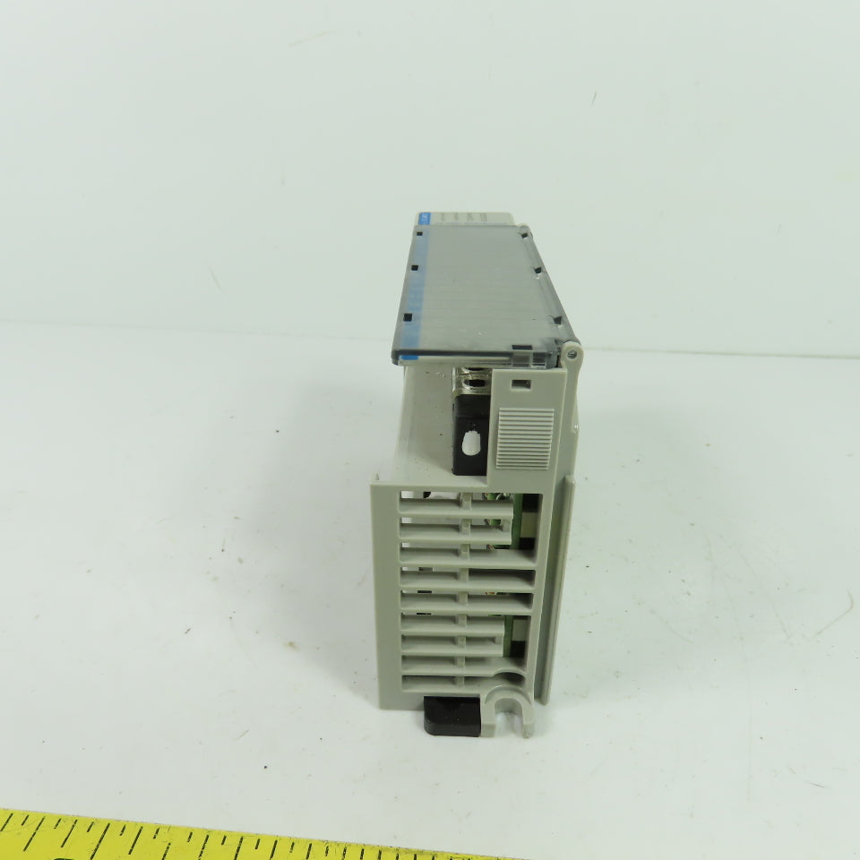 Allen-Bradley 1769-IQ16 16 PT Input Module Compact I/O 24VDC Ser A F/W 3.1