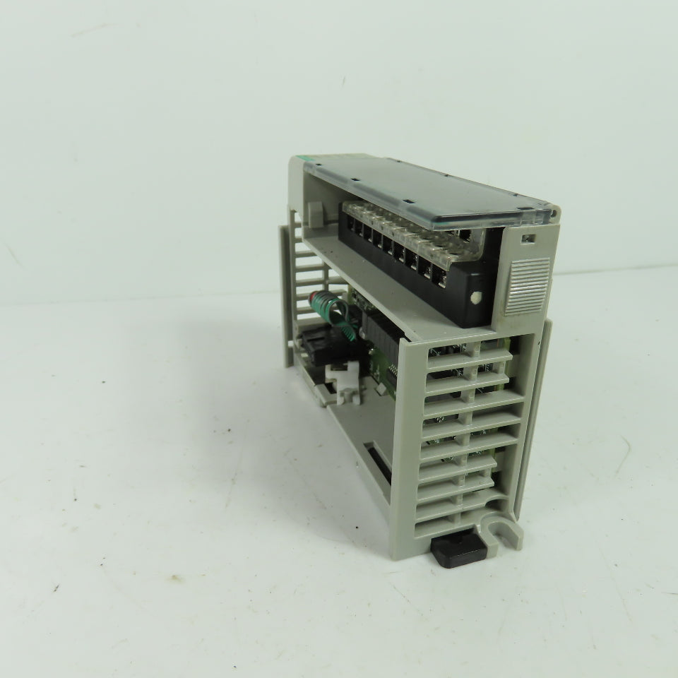 Allen-Bradley 1769-OB16 16-Point 24VDC Sourcing Output Module Ser B F/W Rev 3.1