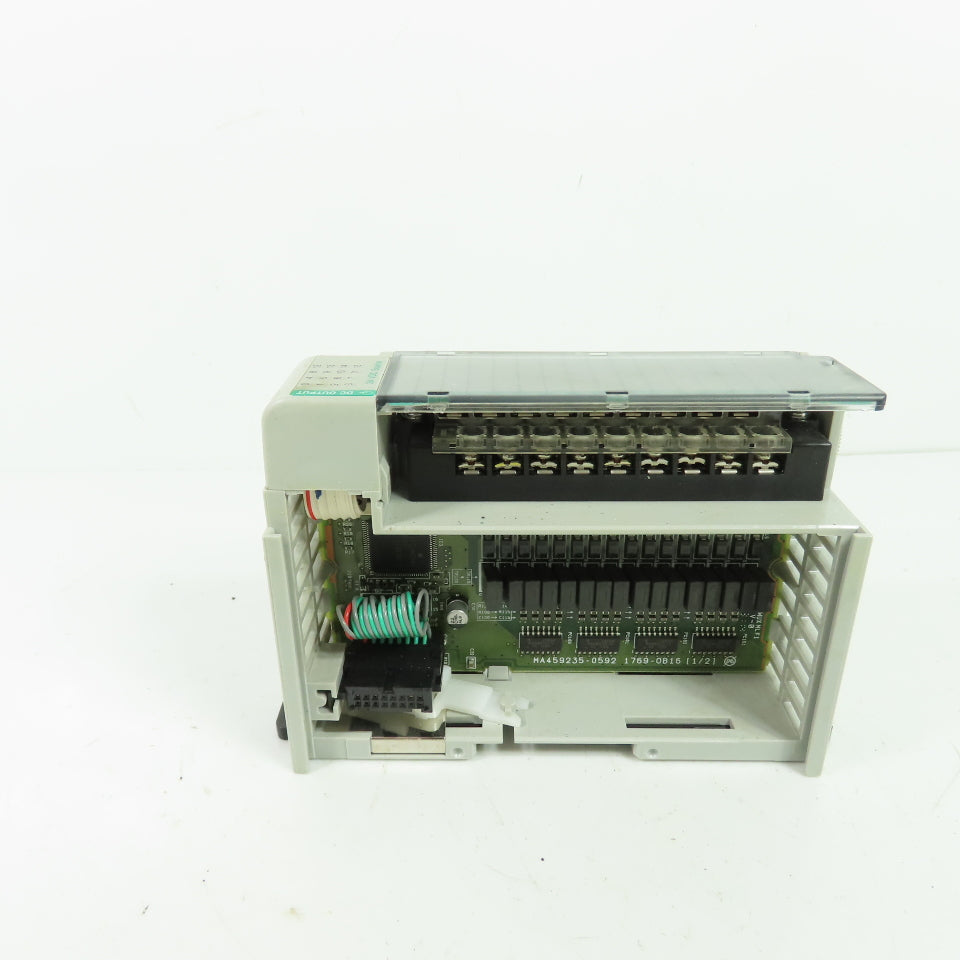 Allen-Bradley 1769-OB16 16-Point 24VDC Sourcing Output Module Ser B F/W Rev 3.1
