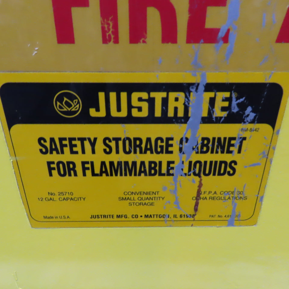 Justrite 25710 12 Gallon Flammable Liquid Storage Cabinet 1 Shelf 23"x 18"x 35"T