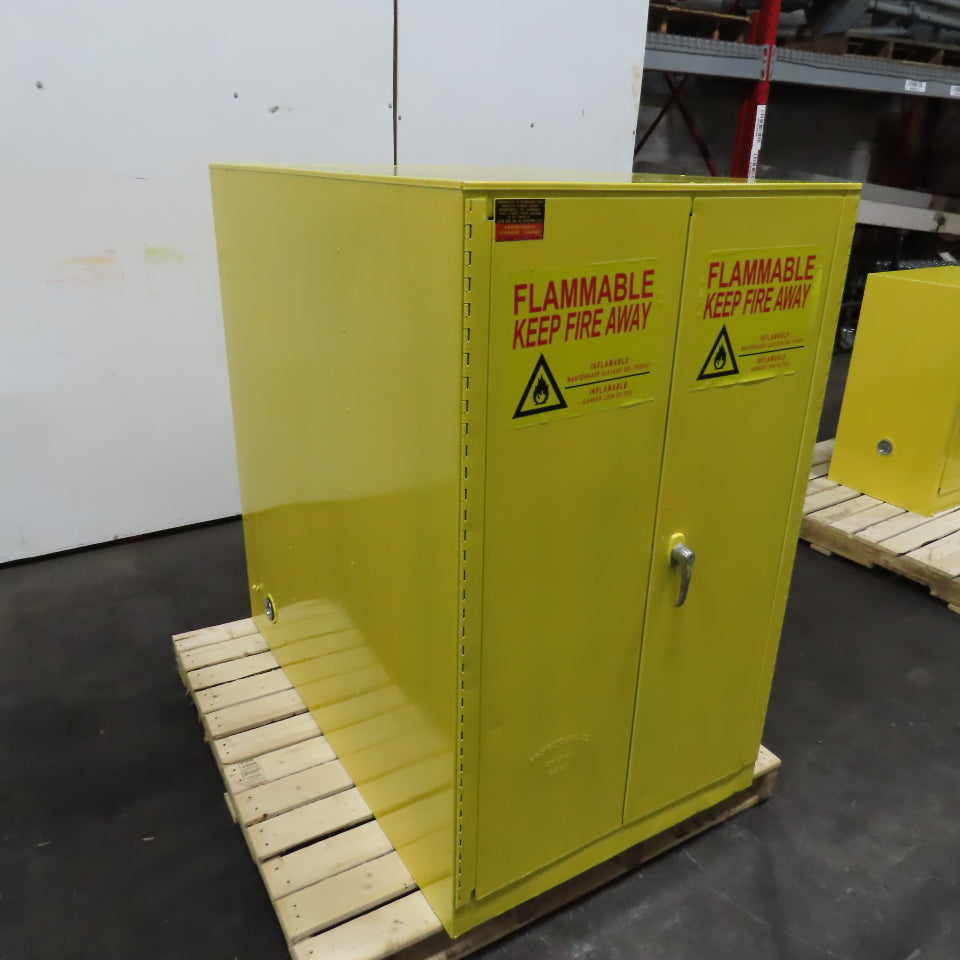 55 Gal Flammable Liquid Horizontal Single Drum Storage Cabinet 48"x 30"x 50" T